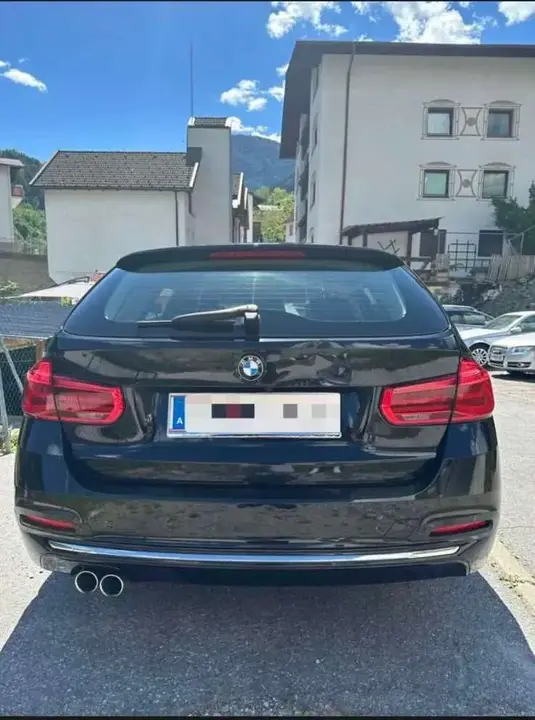 BMW 320D 2019 photo 2