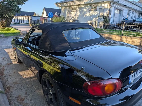Mazda Mx-5 1999 photo 3