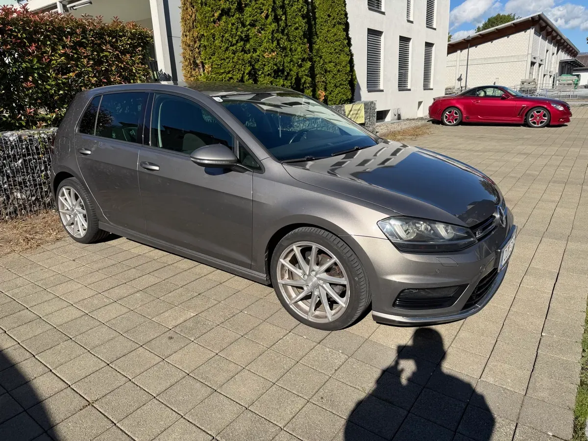 Volkswagen Golf 2014 photo 2