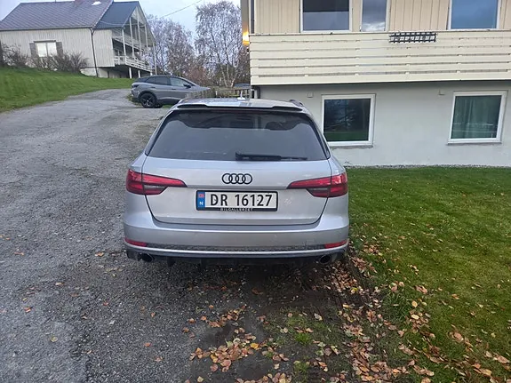 Audi A4 2017 photo 4