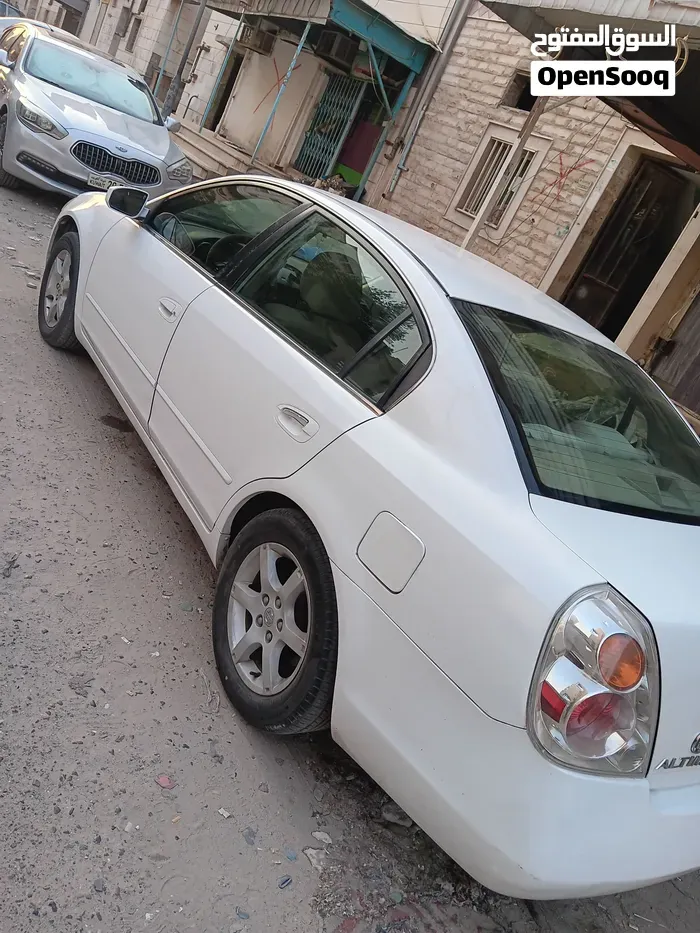 Nissan Altima