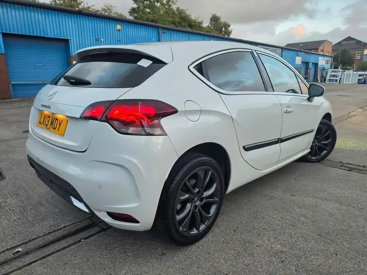 Citroen Ds4 2013 photo 2