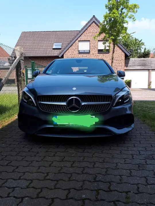 Mercedes-Benz 250