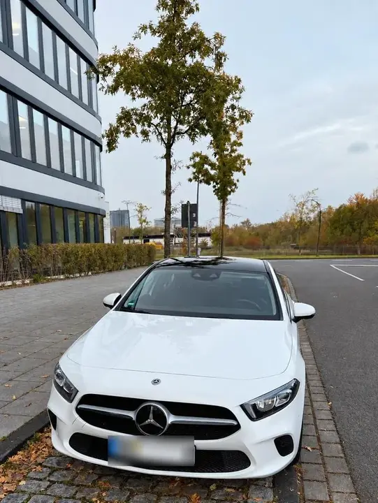 Mercedes-Benz A 250 E