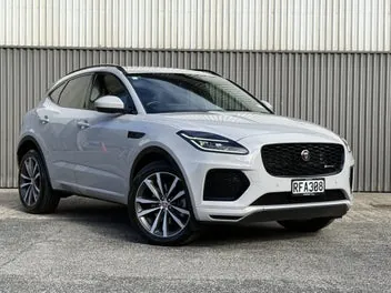 Jaguar E-Pace 2024 photo 2