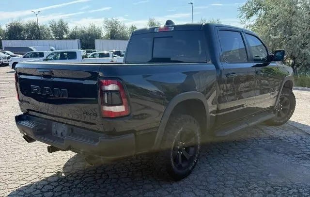 Ram 1500 2021 photo 2