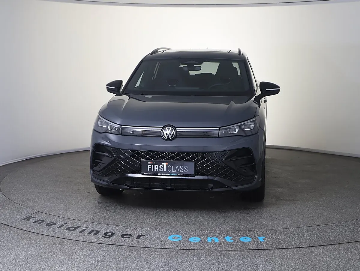 Volkswagen Tiguan 2026 photo 2