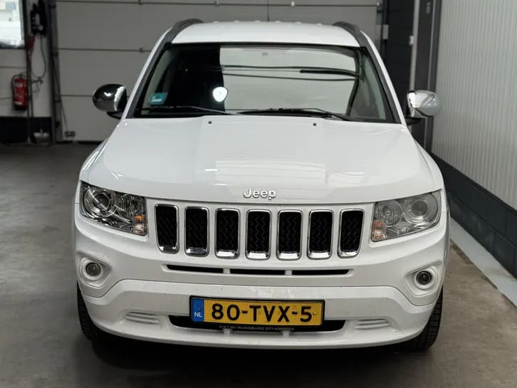 Jeep Compass 2012 photo 2