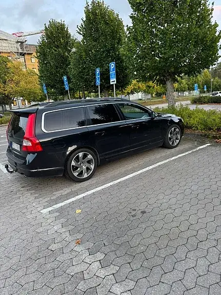 Volvo V70 2011 photo 3
