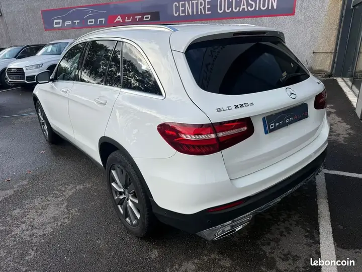 Mercedes-Benz Glc 2016 photo 2