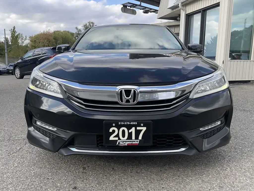 Honda Accord 2017 photo 2