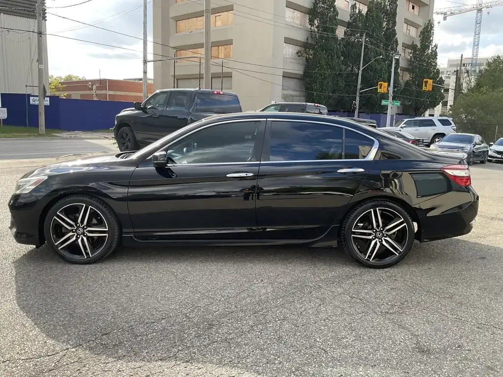 Honda Accord 2017 photo 4