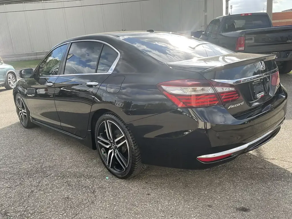 Honda Accord 2017 photo 5