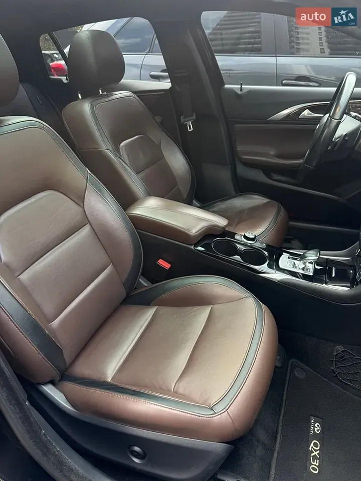 Infiniti Qx30 2017 photo 3