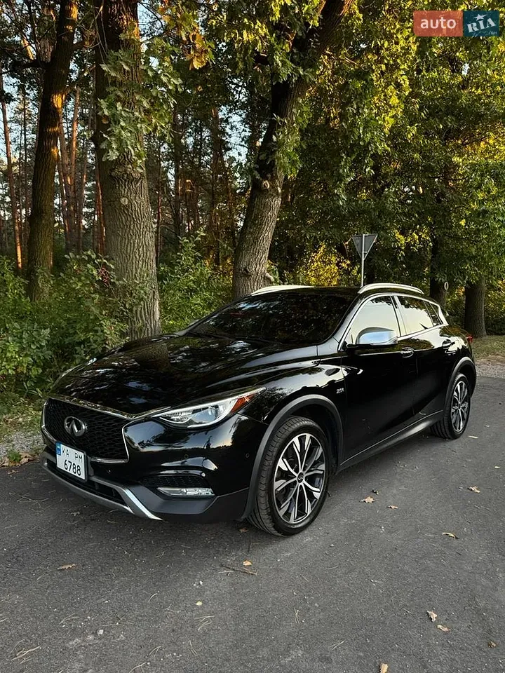 Infiniti Qx30