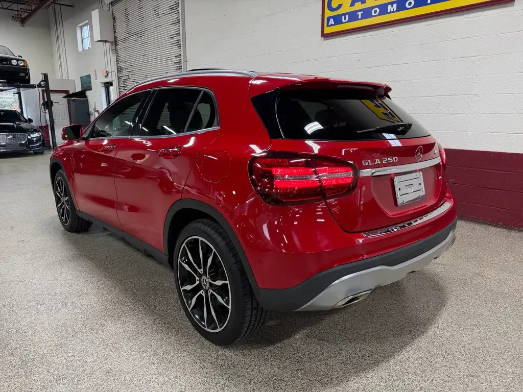 Mercedes-Benz Gla 2019 photo 3