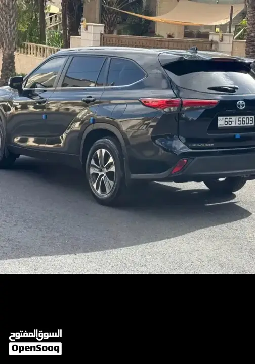 Toyota Highlander 2023 photo 3