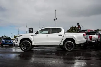 Mitsubishi Triton 2020 photo 3