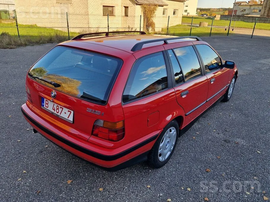 BMW 316I 1999 photo 3