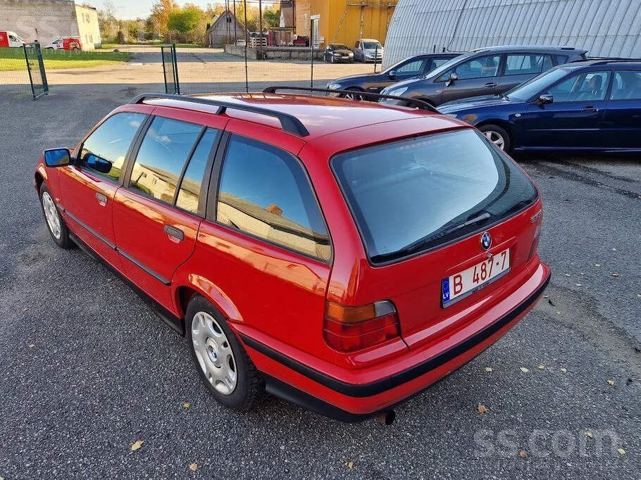 BMW 316I 1999 photo 4