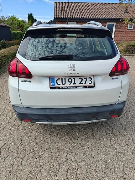 Peugeot 2008 2017 photo 2