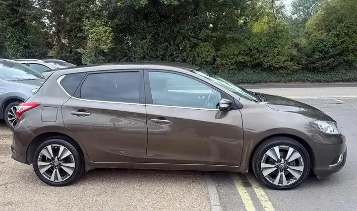 Nissan Pulsar 2015 photo 5