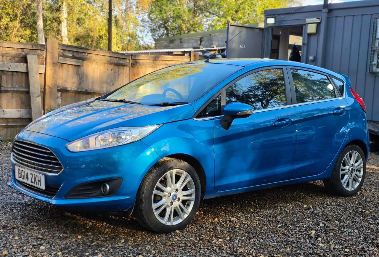 Ford Fiesta 2014 photo 4