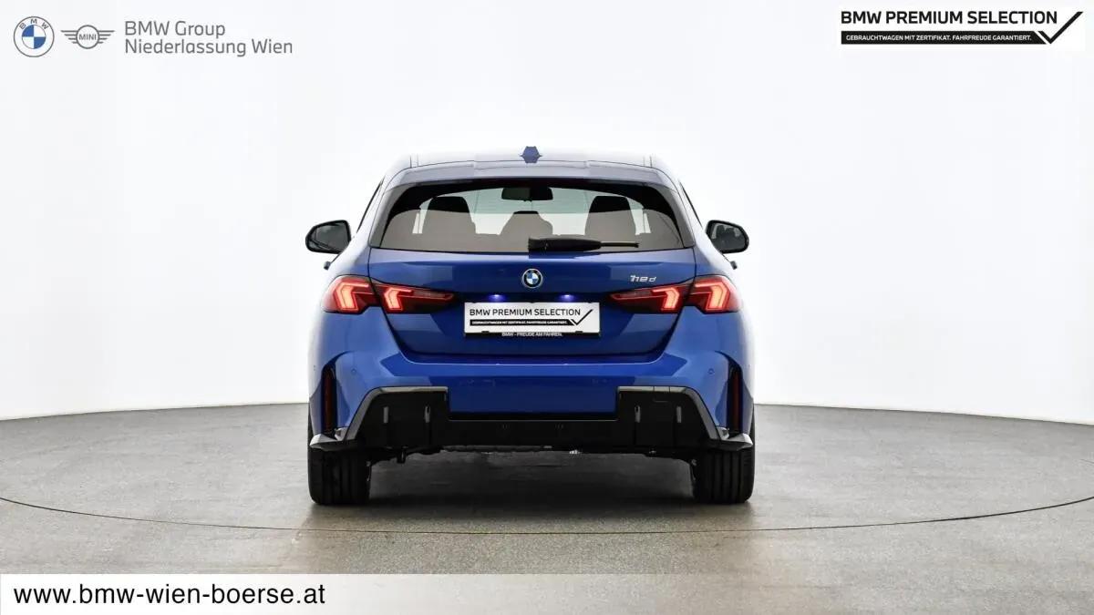 BMW 1 Series 2025 photo 2
