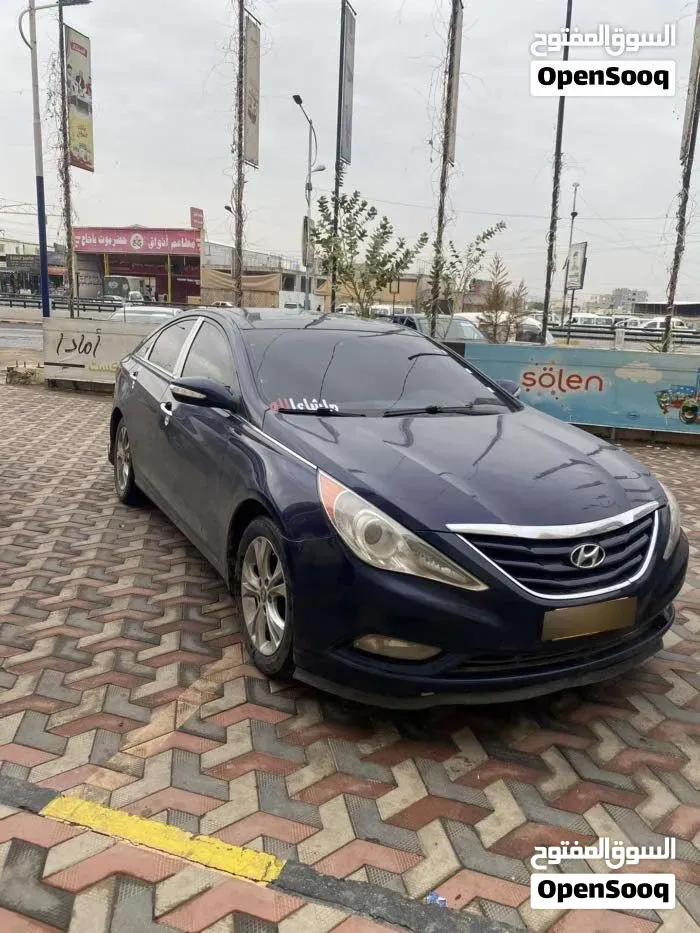 Hyundai Sonata 2012 photo 2