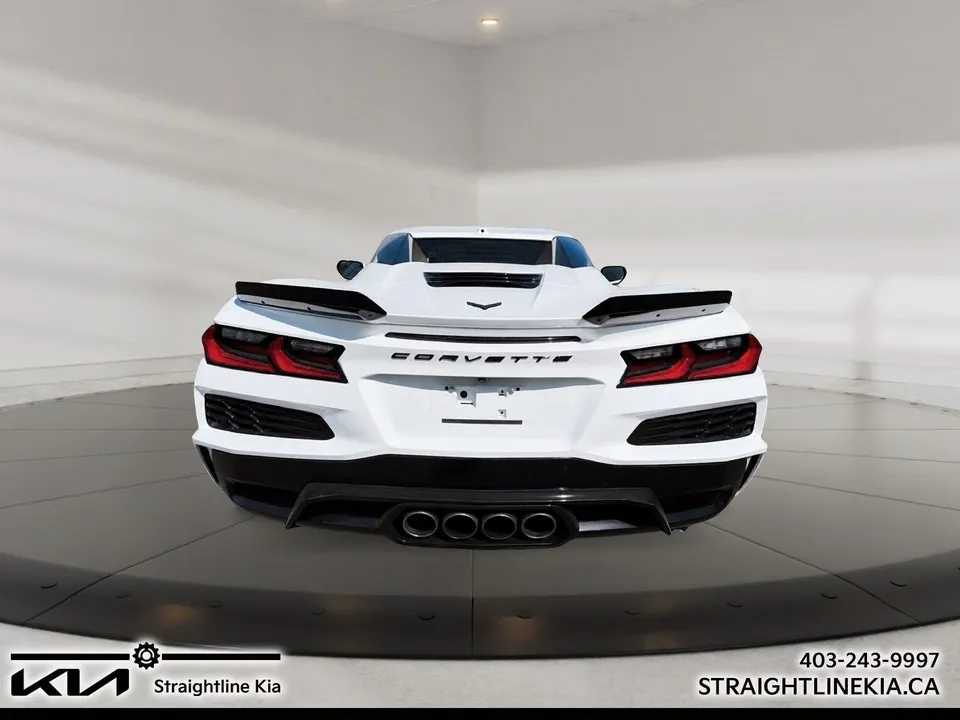 Chevrolet Corvette 2024 photo 3