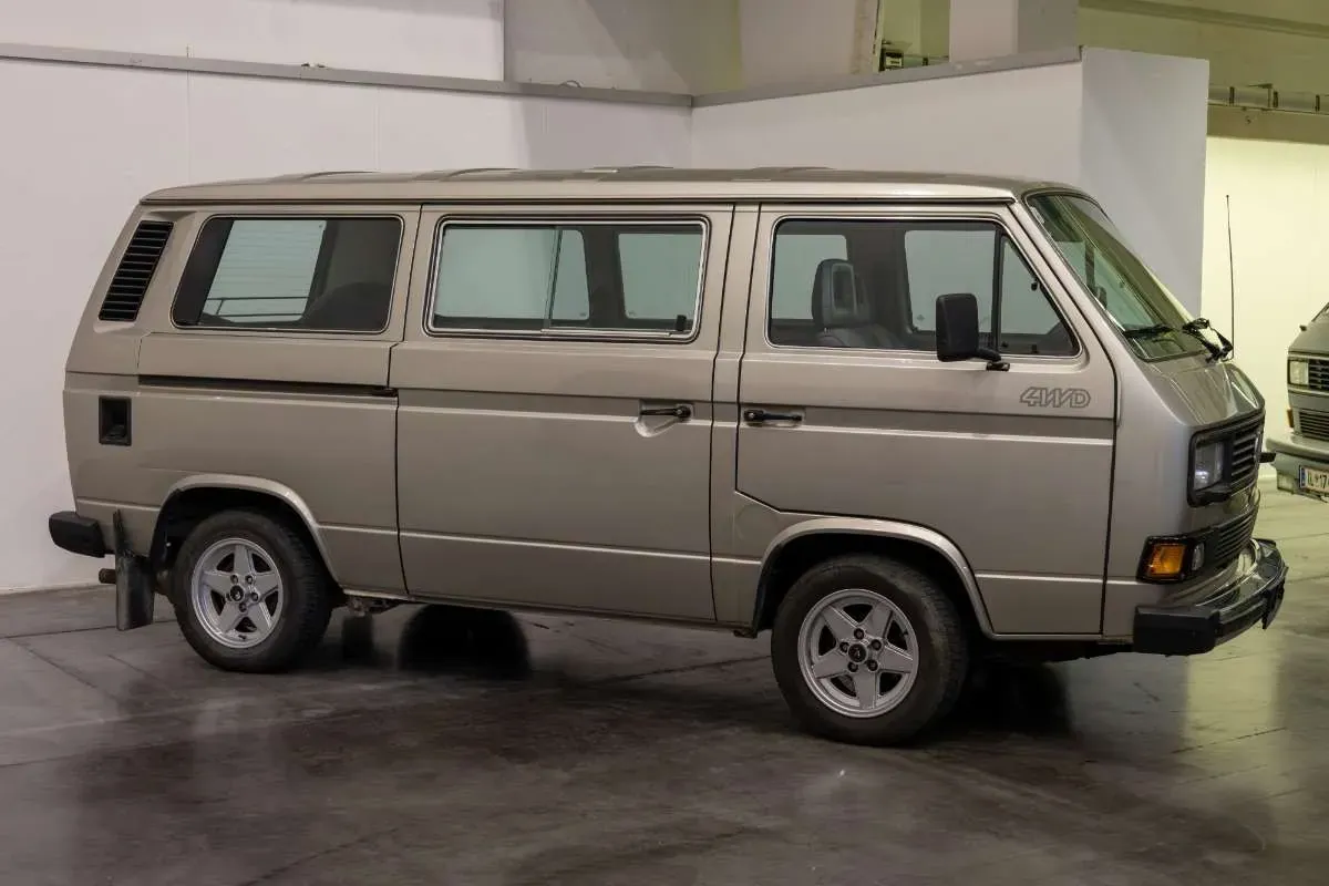 Volkswagen T3 1991 photo 2