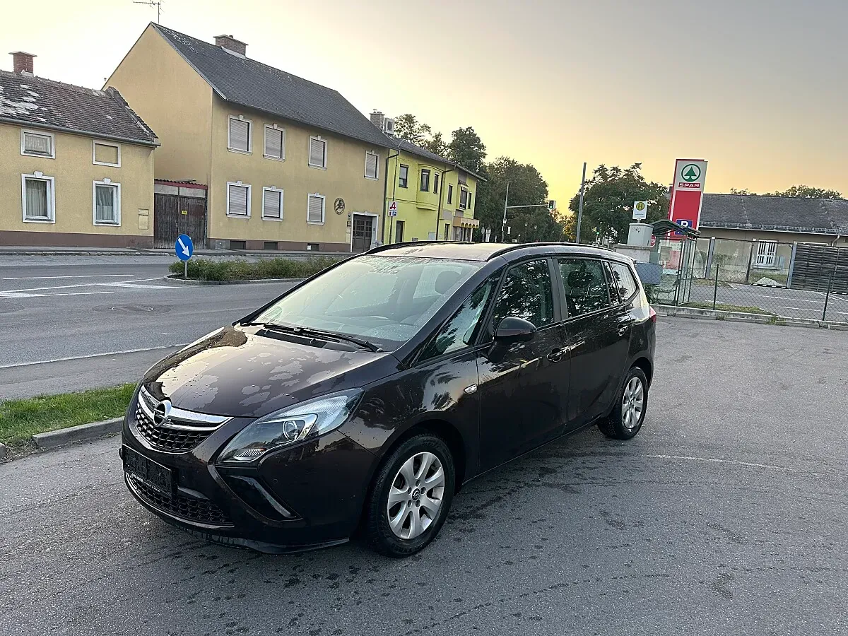 Opel Zafira Tourer