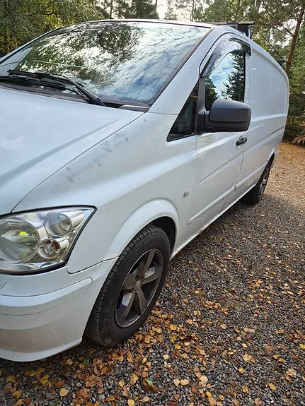 Mercedes-Benz Vito 113 2012 photo 2