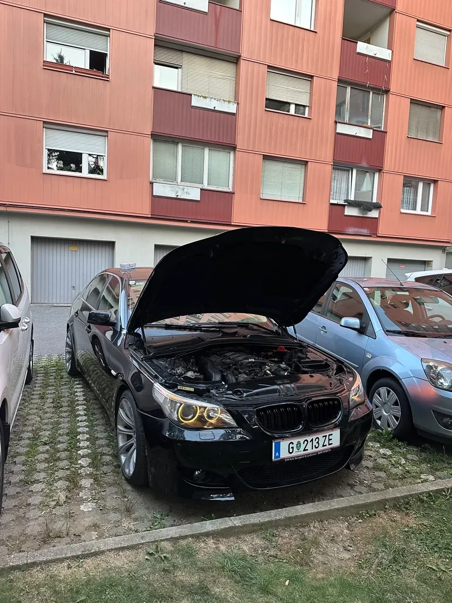 BMW 5 Series 2007 photo 2