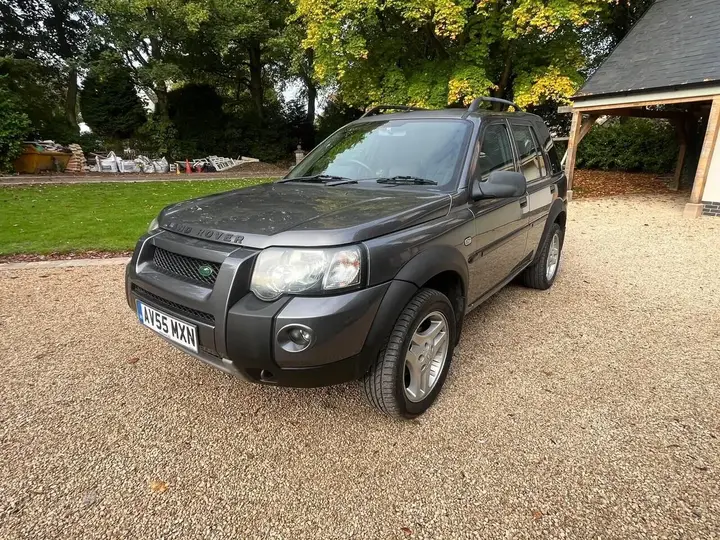 Land Rover Freelander 2005 photo 4