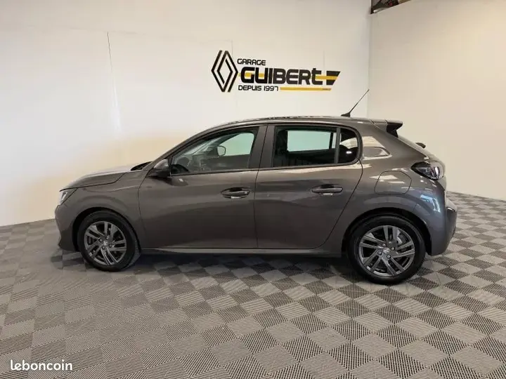 Peugeot 208 2022 photo 5