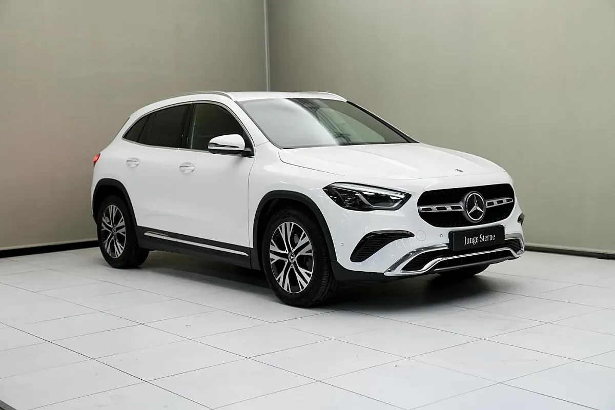 Mercedes-Benz Gla Class 2024 photo 2