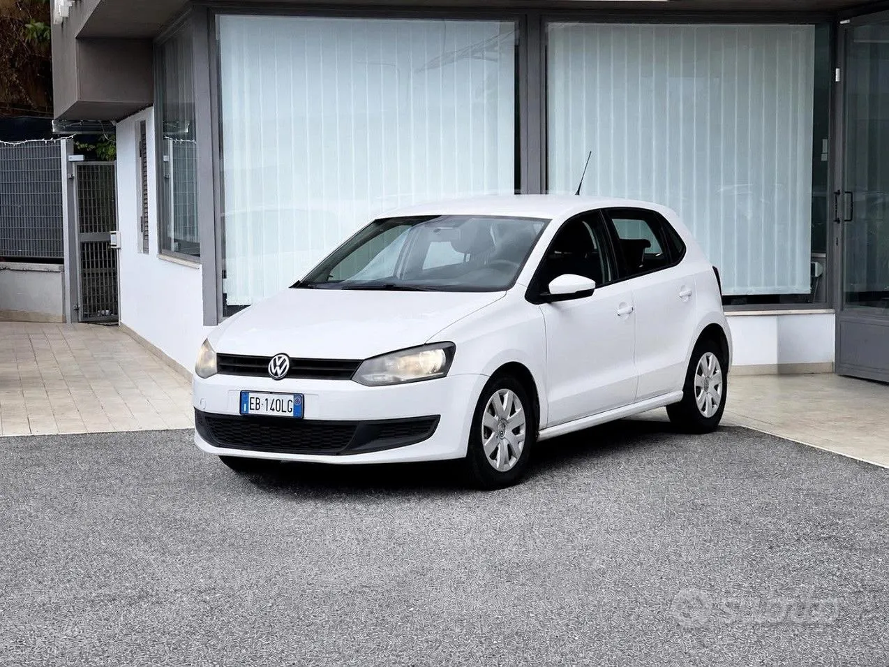 Volkswagen Polo 2012 photo 3