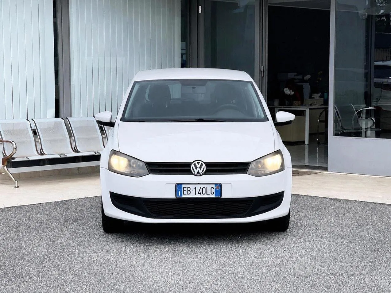 Volkswagen Polo 2012 photo 2