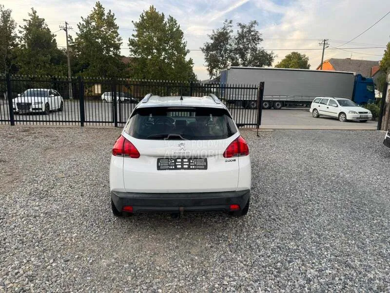 Peugeot 2008 2012 photo 4