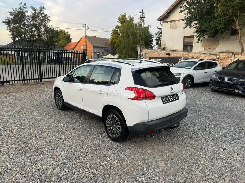 Peugeot 2008 2012 photo 3