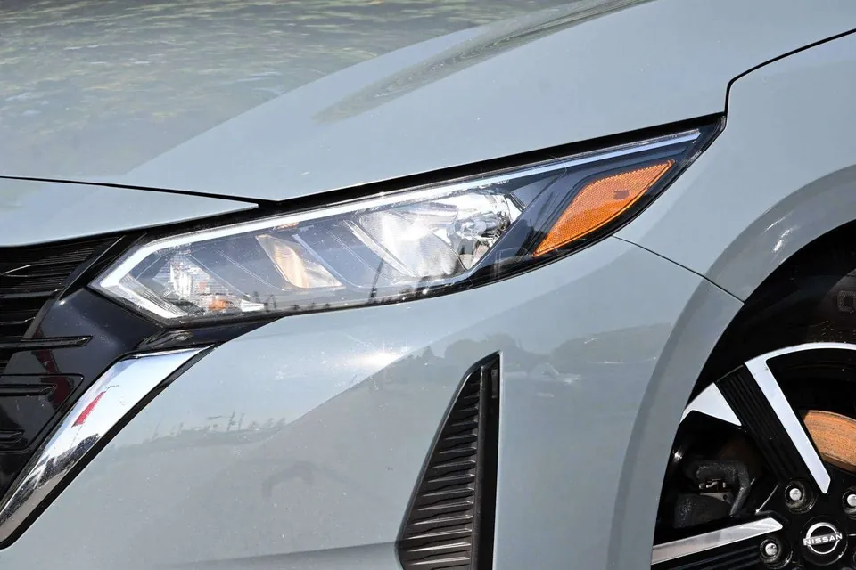 Nissan Sentra 2024 photo 2