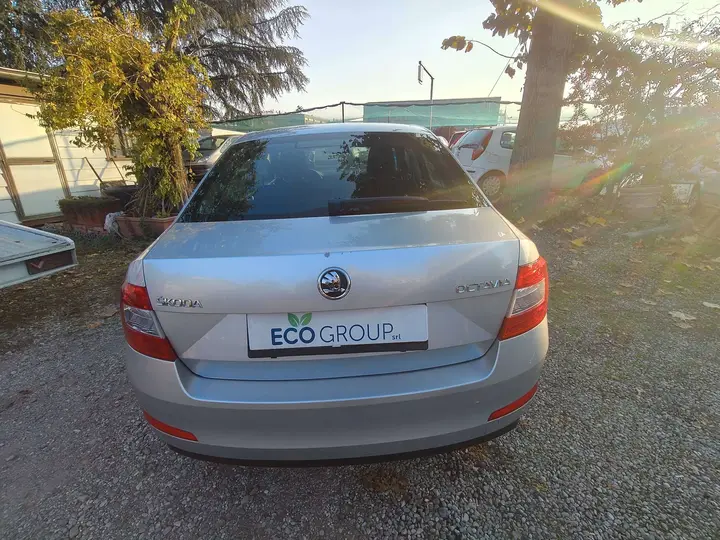 Skoda Octavia 2013 photo 3