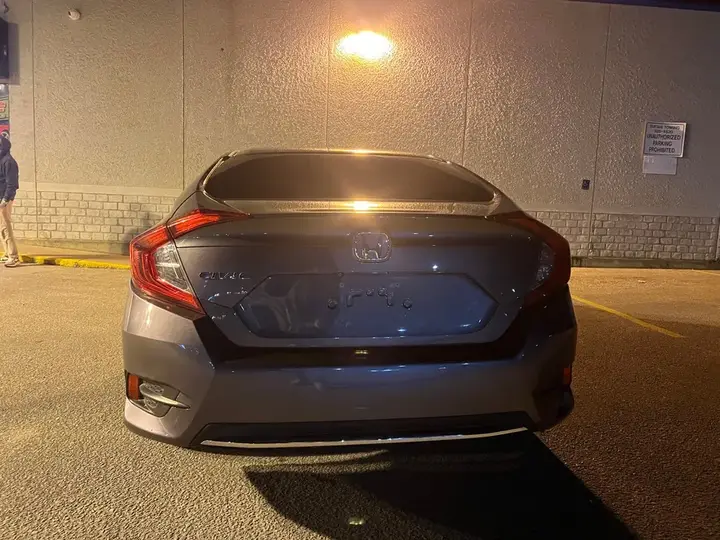 Honda Civic 2019 photo 4