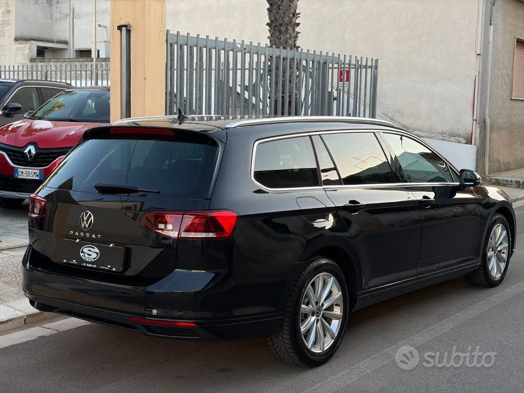 Volkswagen Passat 2022 photo 3