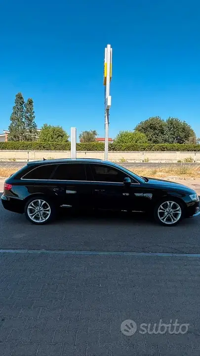 Audi A4 Avant 2012 photo 4