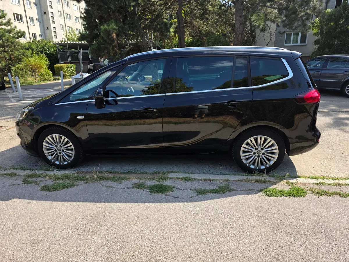 Opel Zafira Tourer 2017 photo 2