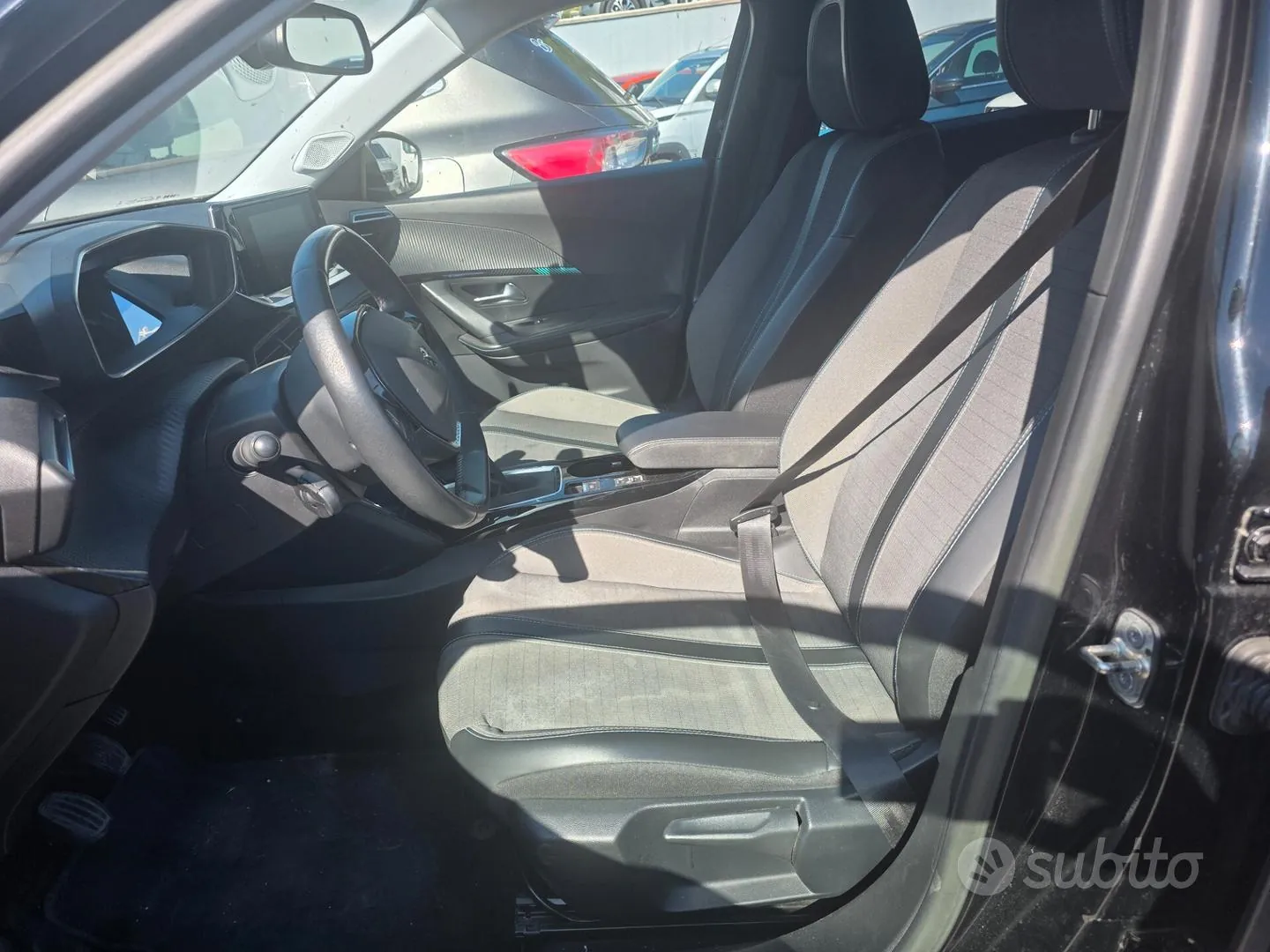 Peugeot 2008 2022 photo 4