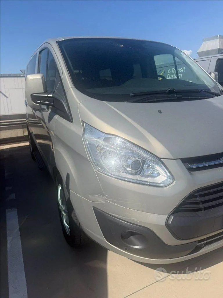 Ford Tourneo Custom 2017 photo 4