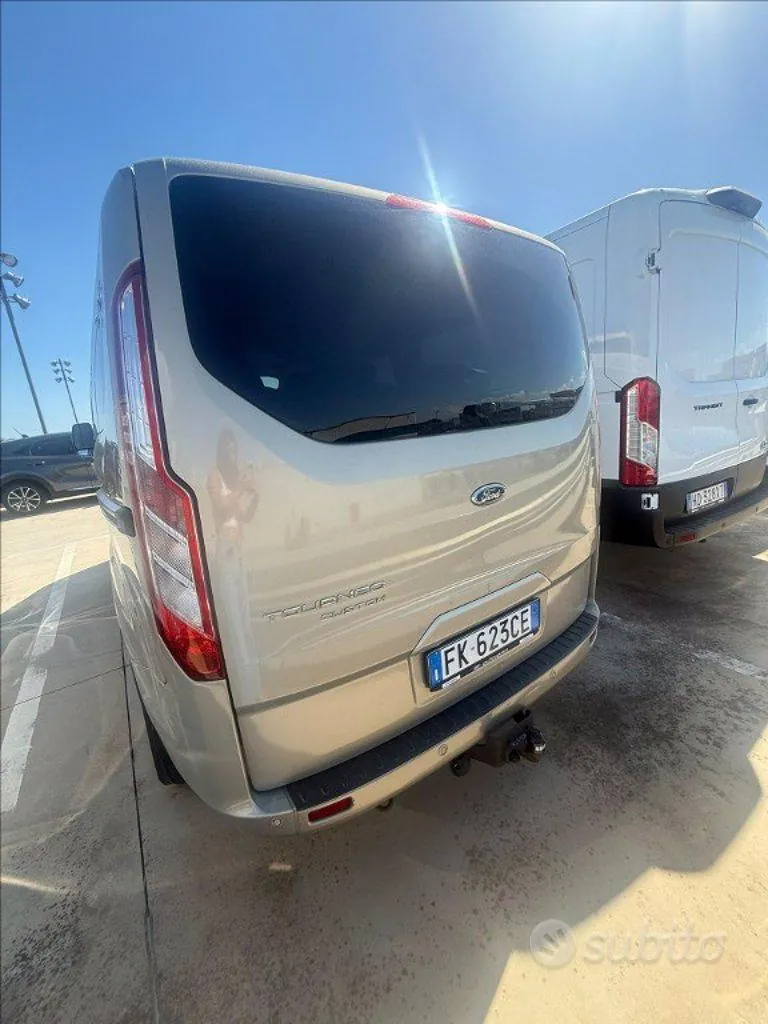 Ford Tourneo Custom 2017 photo 3